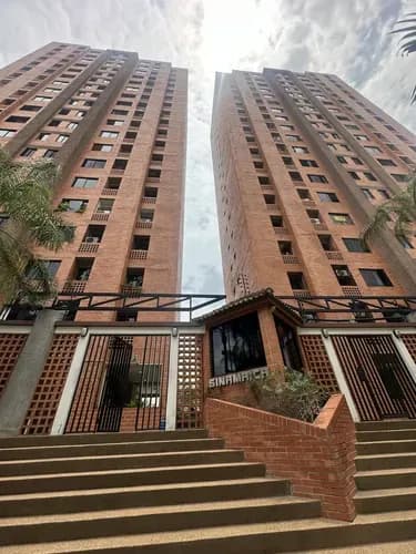 Apartamento En Alquiler En Res. Sinamaica En Los Mangos Valencia
