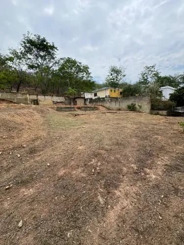 Fp 324172 Se Vende Terreno De 1.200m2 Ubicado En Colinas De Guataparo Valencia Solo Clientes