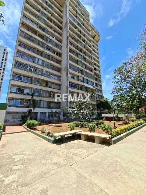 EN VENTA APARTAMENTO EN RES. MARGARITA, GENOVÉS
