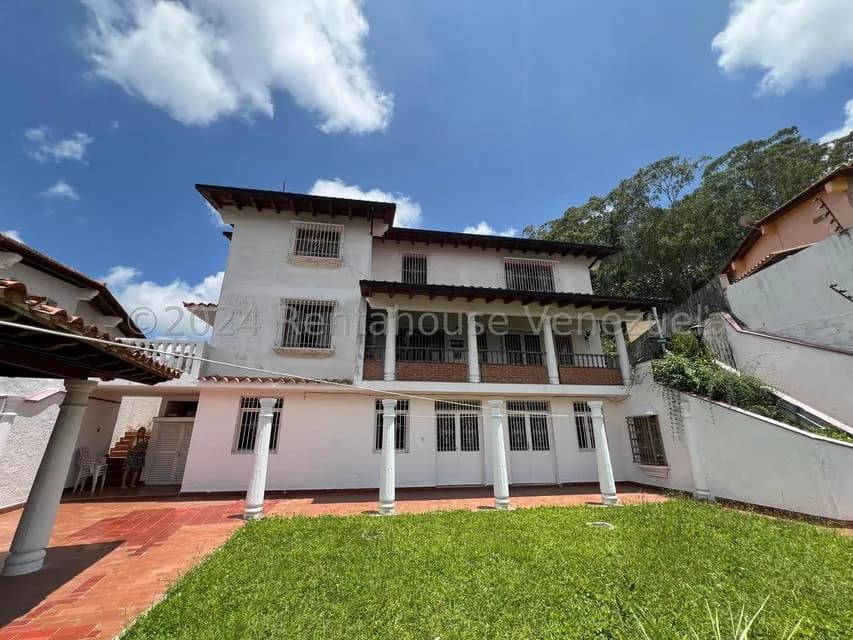 Casa (Duplex) en Venta en Los Naranjos del Cafetal, Distrito Metropolitano
