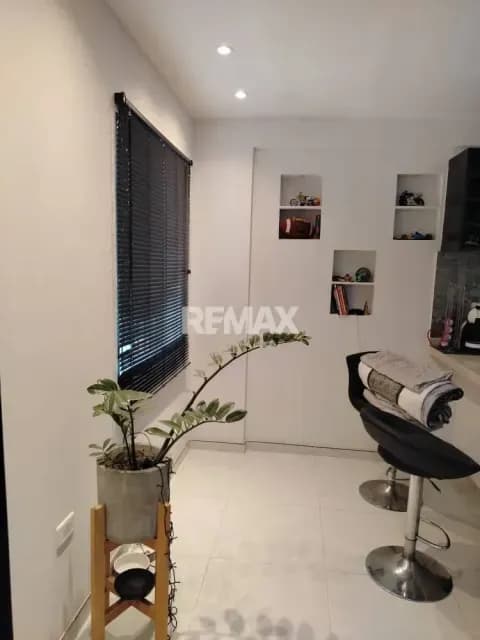 SE ALQUILA APARTAMENTO EN PINAR SUITE
