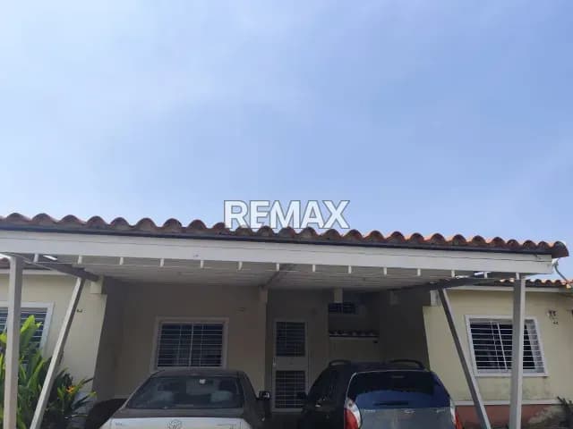 EN VENTA CASA UBICADA EN LA URBANIZACION VALLE COLORADO,CABUDARE