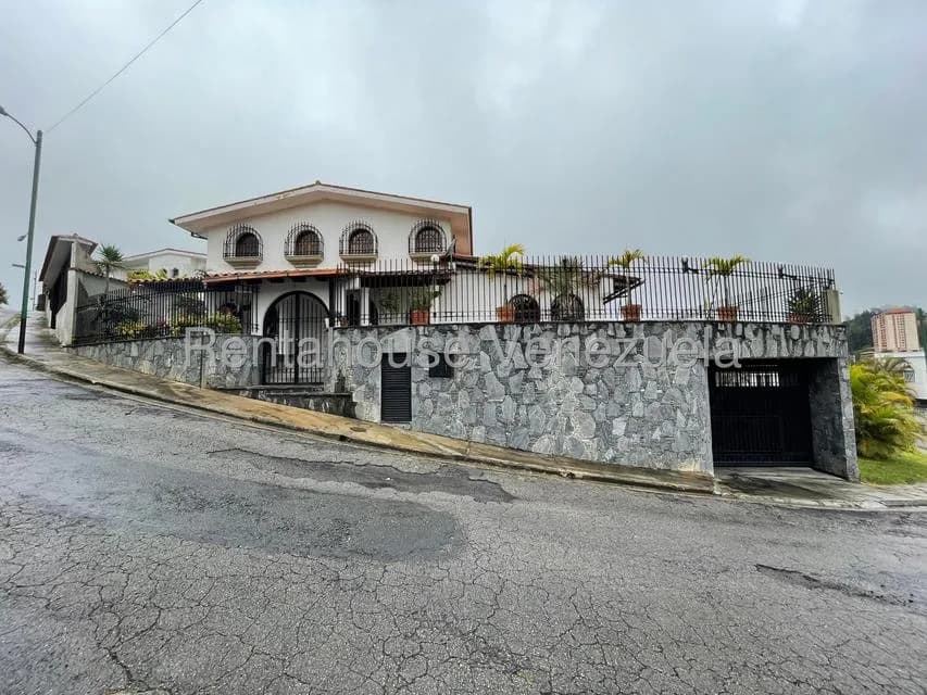 Casa (Duplex) en Venta en Los Castores, Miranda