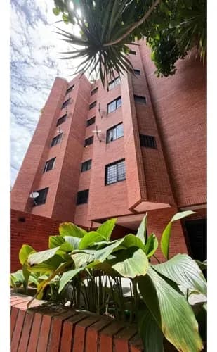 Vendo Apartamento 98m2 Sebucan 0439