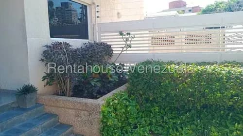Apartamento Amoblado En Alquiler En La Lago Mls #26-8493 Yh