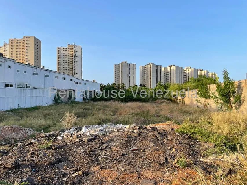 Terreno (Residencial) en Venta en Lago Mar Beach, Zulia