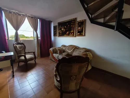 Edel Vargas Vende Amplio Apartamento De 3 Niveles En Cabudare, Agua Constante Y Gas Directo