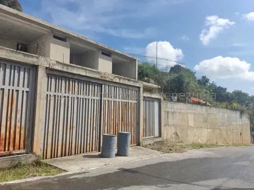 Casa En Venta En Prados Del Este Obra Gris