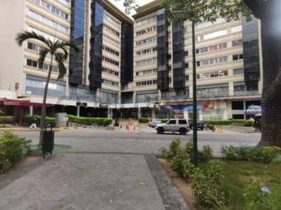 OFICINA ALQUILER URB. LA CASTELLANA