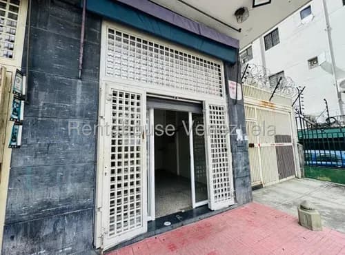 Local Comercial En Alquiler A Pie De Calle En Las Delicias De Sabana Grande. Yg20565.