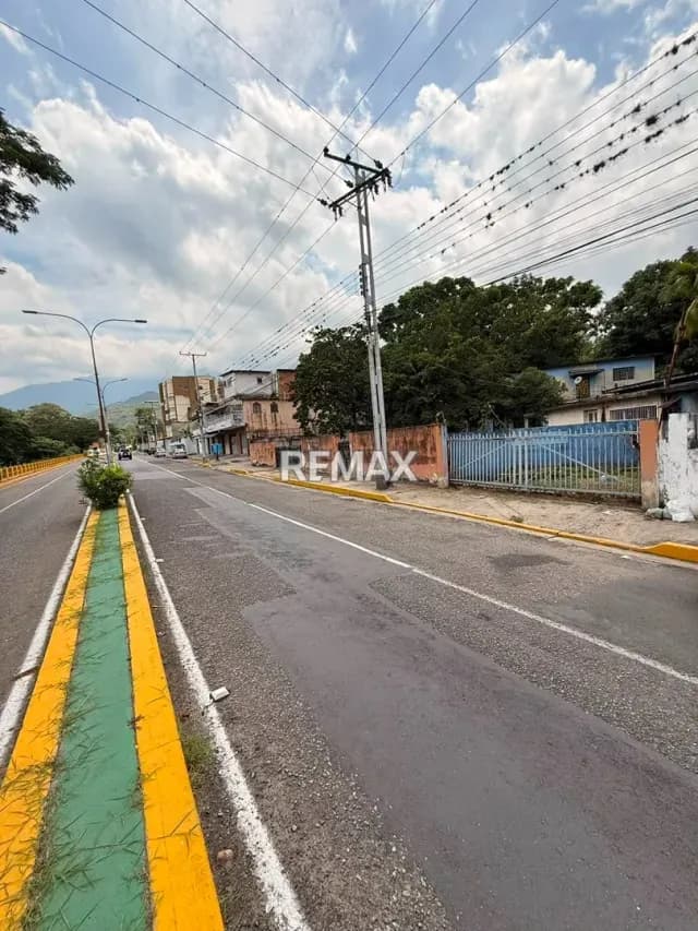 se vende casa terreno