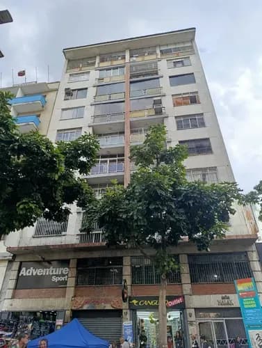 Apartamento En Alquiler, 40 M2, 1 Baño, 1 H, Área De Sala Y Cocina