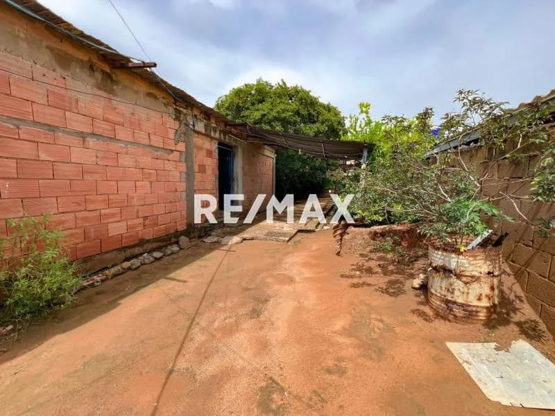 Venta de parcela con construcción cerca del corredor vial Negro Primero, San Francisco