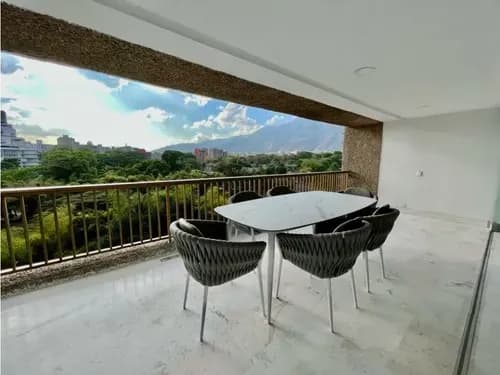 Se Aqluila Apto 315m2 3h+s/5b/3p Campo Alegre