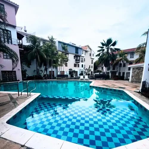 Apartamento En Alquiler Diario, Pueblo Viejo, Complejo Turistico El Morro, Lecheria