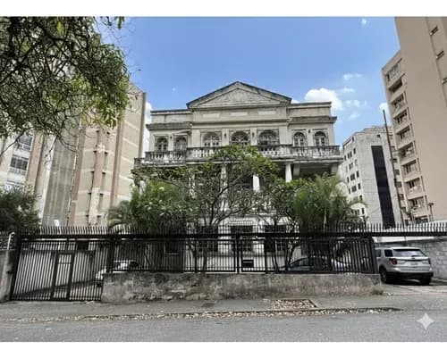 Se Vende Edificio 700m² 12p La Forida