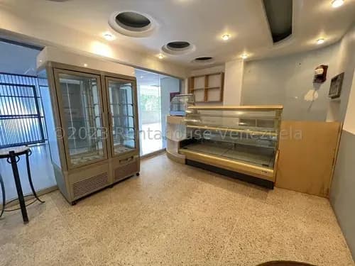 Local En Venta En Prados Del Este 23-32865 Mg