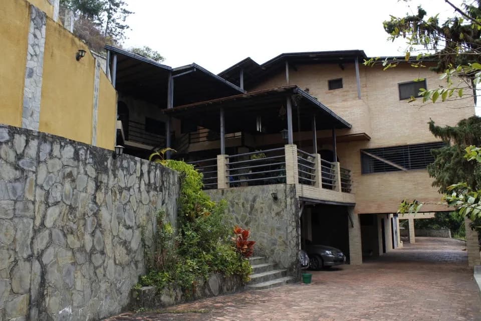 Casa (Multipes Niveles) en Venta en Caicaguana, Distrito Metropolitano