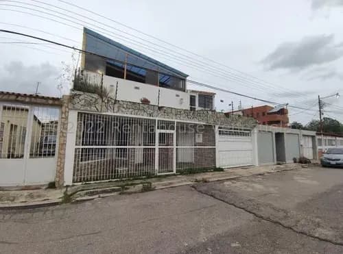 Impecable Quinta En Venta En Urb. Valle Lindo, Turmero (jbra Cod 25-15289)