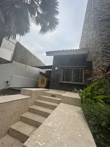 Casa En En Venta En Altos De Guataparo Totalmente Amoblada