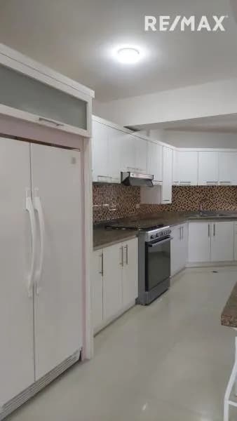 ALQUILA APARTAMENTO EDIF. CAMILA