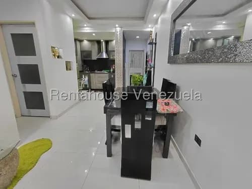 Venta De Oportunidad En Las Acacias L.p