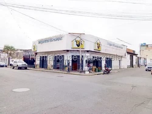 Maritza Lucena Alquila Amplio Local Comercial En Centro-oeste De Barquisimeto, Ideal Para Desarrollar Cualquier Actividad Económica.