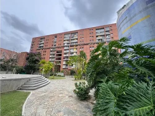 Se Alquila Apartamento 89m2 Boleita 0399