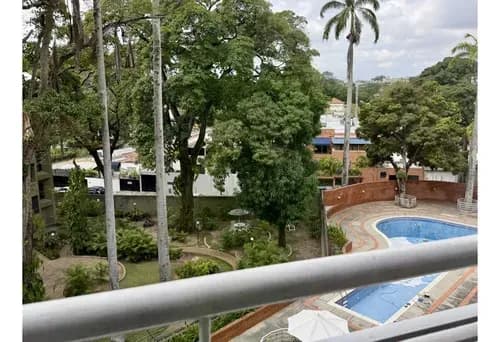Alquilo Apartamento 200m2 Altamira 9689