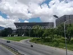 Comercial (Oficina) en Alquiler en Chuao, Distrito Metropolitano