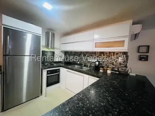 Hermosa Casa En Venta Coro Urbanizacion Las Delicias 26-18167