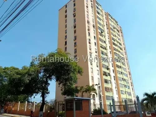 Apartamento Al Este De Barquisimeto: 3 Habitaciones, Ubicación Estratégica Y Cercano A Servicios @eloisabermudez.rah