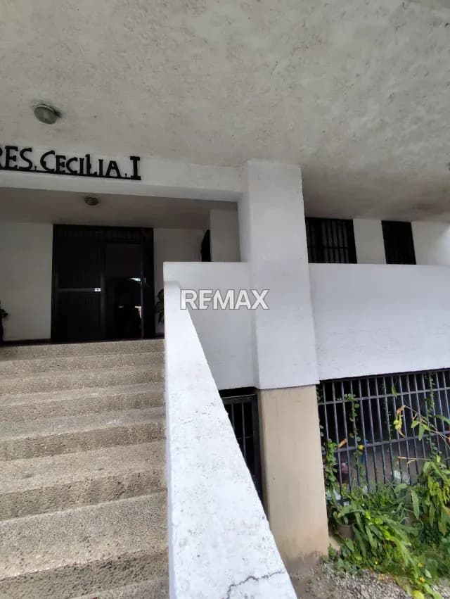 APARTAMENTO EN ALQUILER AMOBLADO Y EQUIPADO EN PREBO, RES CECILIA I