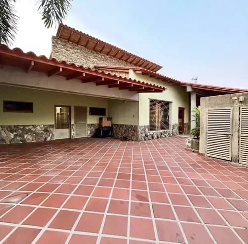 Annic Coronado Vende Casa En Altos De Guataparo Cód. 28917