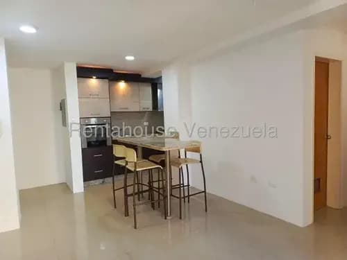 Alquiler De Apartamento En Excelente Conjunto Residencial (villas Geicas) La Morita Vigilancia 24/7 Piso Bajo #26-12259 Rm
