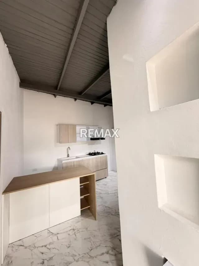 APARTAMENTO EN ALQUILER EN PIRINEOS