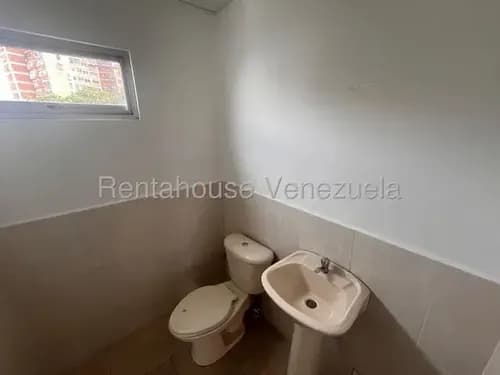 Maritza Lucena Alquila Local Al Este De Barquisimeto,
