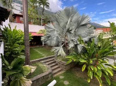 CASA EN VENTA Y ALQUILER EN ALTAMIRA