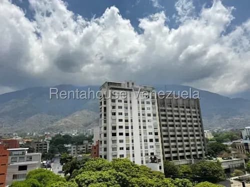 Apartamento En Alquiler En La Castellana Yf 26-17755