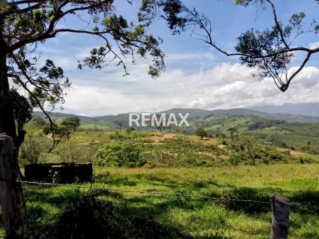 LOTE DE TERRENO con vista 180° en venta