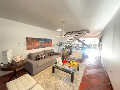 Rah Chacao Vende Casa Colinas De La California 22-6098