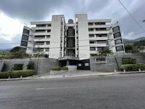 Ss: Vende Apartamento 23-31517 En Los Palos Grandes De 585 M2, 5h/7b/4pe; Oportunidad