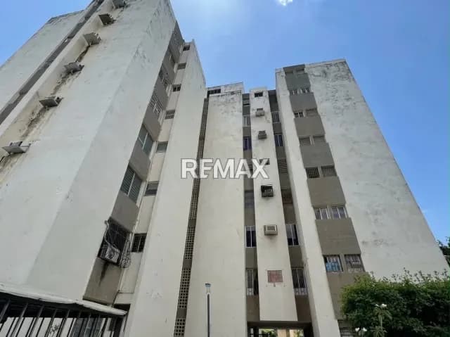 APARTAMENTO EN VENTA La Florida , Edificio Aragua Maracaibo