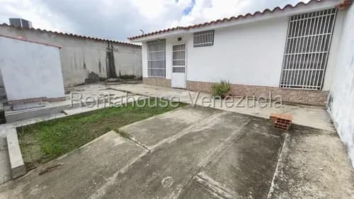 Casa En Venta En Urbanización Corinsa Cagua Excelente Ubicación E Inversión Lista Para Firmar Cuenta Con Agua Seguridad Nela 26-22080