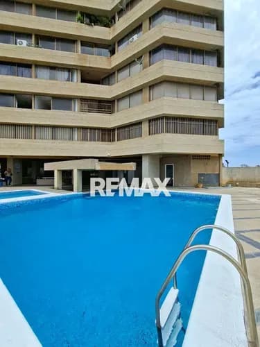 Apartamento En Avenida 4 De Mayo, Porlamar, Municipio Mariño, Isla De Margarita Cod: 1793
