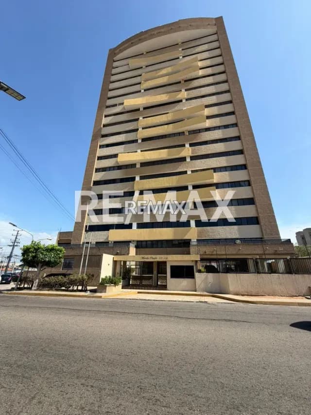 En alquiler Apartamento Edificio Maria Paula