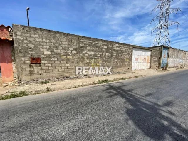 EN VENTA TERRENO CONCERCANIA AL CENTRO COMERCIAL SAMBIL , SECTOR SAN LORENZO ISLA DE MARGARITA