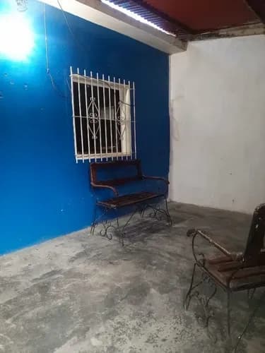 Jv Solo Clientes En Venta Casa De Dos Niveles A Remodelar En El Pueblo De San Diego, Excelente Ubicación Y Potencial