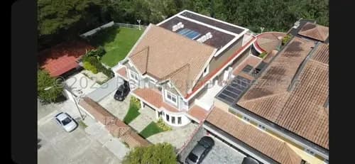 Casa ( 3 Niveles / Remodelada / Equipada ) Venta Lomas De La Lagunita Mls - 23-20232