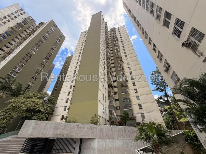 Apartamento (1 Nivel) en Venta en Los Samanes, Distrito Metropolitano